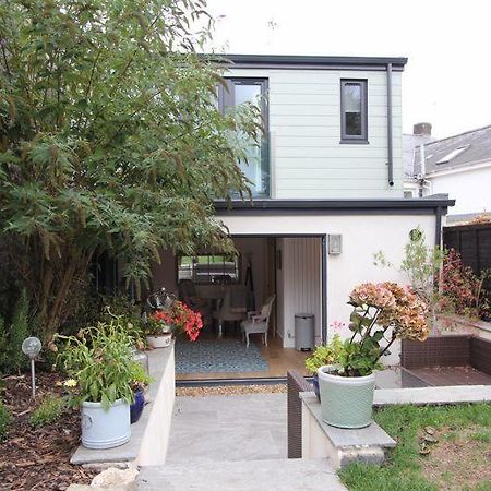 Beautiful Cottage In Cowbridge Exterior photo